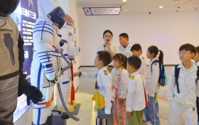 “飞行梦想，从这里起航” 志凌空航空航天科普体验中心点亮亲子科普之旅